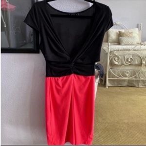 Women’s Black and Pink Short Sleeve Mini Dress Size Large